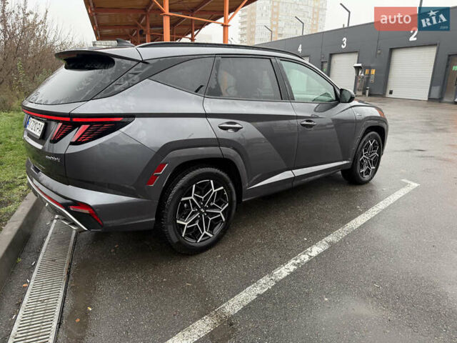 Серый Хендай Туксон, объемом двигателя 1.6 л и пробегом 17 тыс. км за 28900 $, фото 5 на Automoto.ua