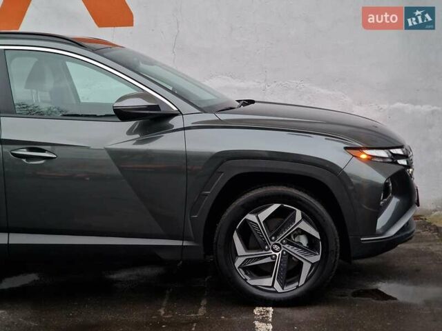 Сірий Хендай Туксон, об'ємом двигуна 1.6 л та пробігом 8 тис. км за 32990 $, фото 20 на Automoto.ua