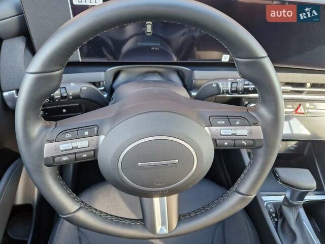 Серый Хендай Туксон, объемом двигателя 2 л и пробегом 10 тыс. км за 30800 $, фото 12 на Automoto.ua