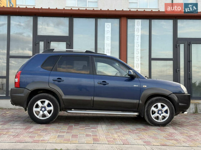 Синій Хендай Туксон, об'ємом двигуна 1.99 л та пробігом 299 тис. км за 7200 $, фото 17 на Automoto.ua