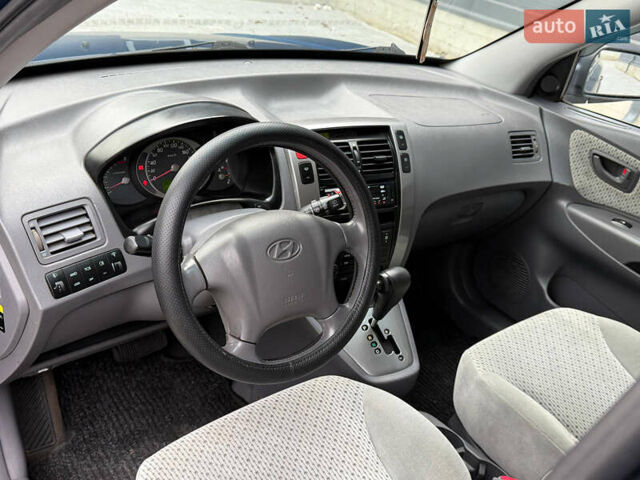 Хендай Туксон 2004 в Ужгороде на Automoto.ua Синий Хендай Туксон, объемом двигателя 2.66 л и пробегом 320 тыс. км за 6900 $, фото 6 на Automoto.ua