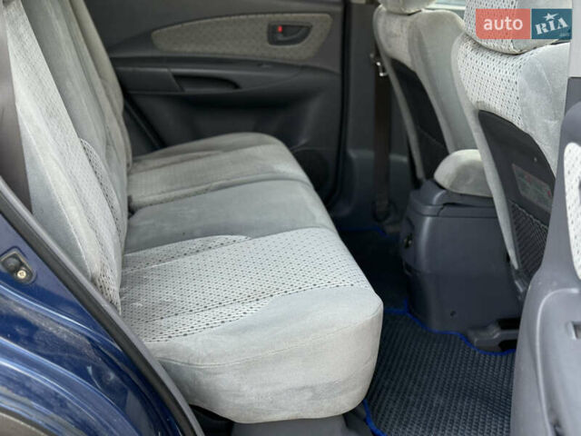 Синій Хендай Туксон, об'ємом двигуна 1.99 л та пробігом 299 тис. км за 7200 $, фото 35 на Automoto.ua