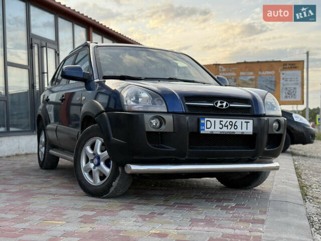 Синій Хендай Туксон, об'ємом двигуна 1.99 л та пробігом 299 тис. км за 7200 $, фото 12 на Automoto.ua