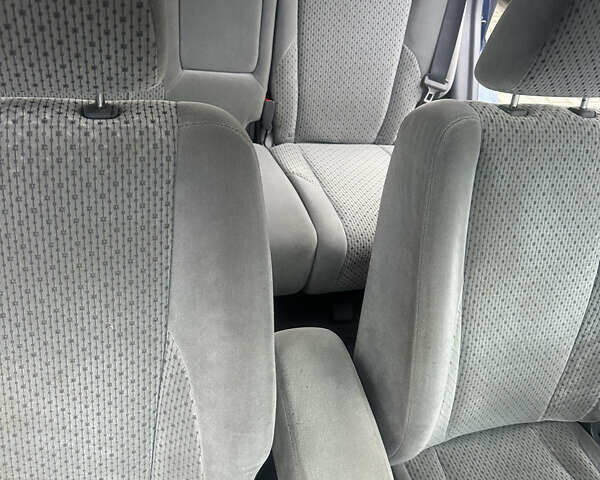 Синий Хендай Туксон, объемом двигателя 1.98 л и пробегом 218 тыс. км за 7300 $, фото 7 на Automoto.ua