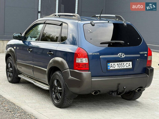 Хендай Туксон 2004 в Ужгороде на Automoto.ua Синий Хендай Туксон, объемом двигателя 2.66 л и пробегом 320 тыс. км за 6900 $, фото 1 на Automoto.ua