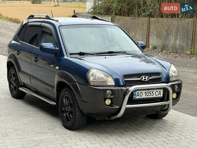 Хендай Туксон 2004 в Ужгороде на Automoto.ua Синий Хендай Туксон, объемом двигателя 2.66 л и пробегом 320 тыс. км за 6900 $, фото 3 на Automoto.ua