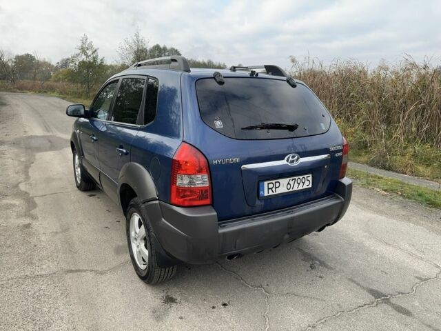 Хендай Туксон 2005 в Житомире на Automoto.ua Синий Хендай Туксон, объемом двигателя 2 л и пробегом 230 тыс. км за 3400 $, фото 2 на Automoto.ua
