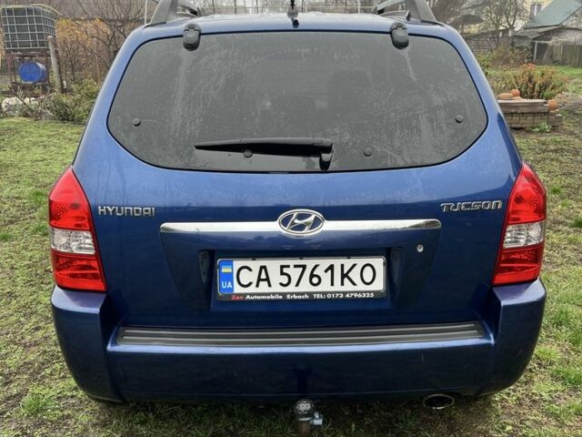 Синий Хендай Туксон, объемом двигателя 2 л и пробегом 135 тыс. км за 7450 $, фото 1 на Automoto.ua