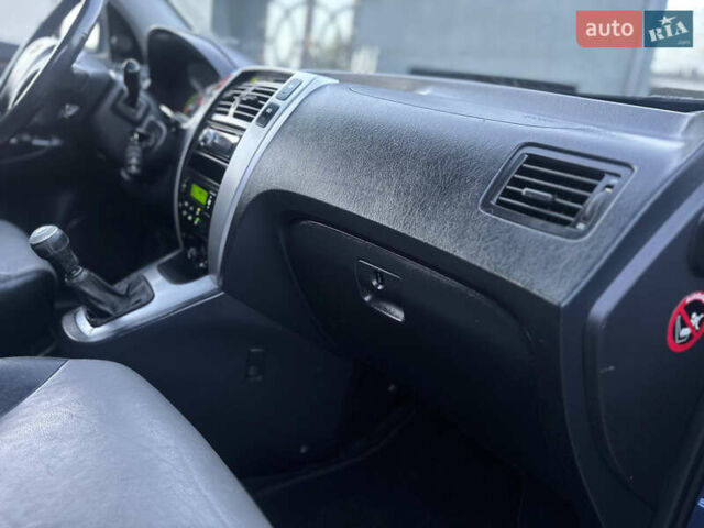 Хендай Туксон 2006 в Хмельницком на Automoto.ua Синий Хендай Туксон, объемом двигателя 2 л и пробегом 218 тыс. км за 7850 $, фото 17 на Automoto.ua