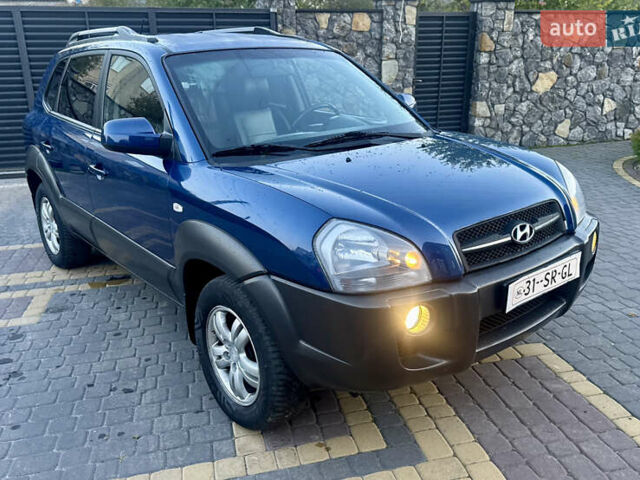 Хендай Туксон 2006 в Хмельницком на Automoto.ua Синий Хендай Туксон, объемом двигателя 2 л и пробегом 218 тыс. км за 7850 $, фото 4 на Automoto.ua