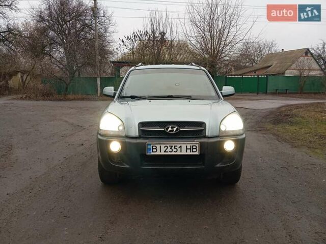 Синій Хендай Туксон, об'ємом двигуна 1.98 л та пробігом 269 тис. км за 7300 $, фото 7 на Automoto.ua