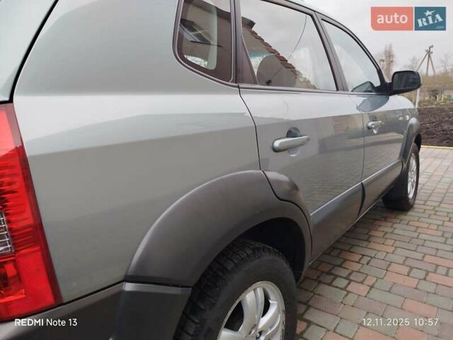 Синий Хендай Туксон, объемом двигателя 2 л и пробегом 213 тыс. км за 8900 $, фото 29 на Automoto.ua