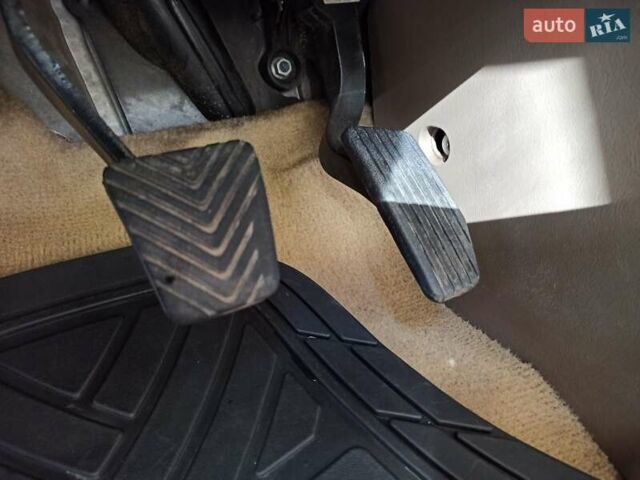 Хендай Туксон 2007 в Львове на Automoto.ua Синий Хендай Туксон, объемом двигателя 2 л и пробегом 285 тыс. км за 7800 $, фото 18 на Automoto.ua