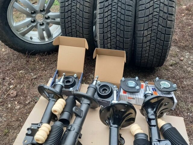 Синий Хендай Туксон, объемом двигателя 2 л и пробегом 170 тыс. км за 8500 $, фото 5 на Automoto.ua