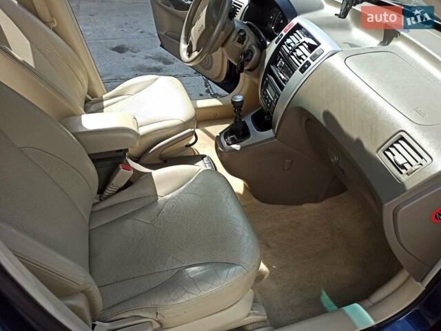 Хендай Туксон 2007 в Львове на Automoto.ua Синий Хендай Туксон, объемом двигателя 2 л и пробегом 285 тыс. км за 7800 $, фото 25 на Automoto.ua