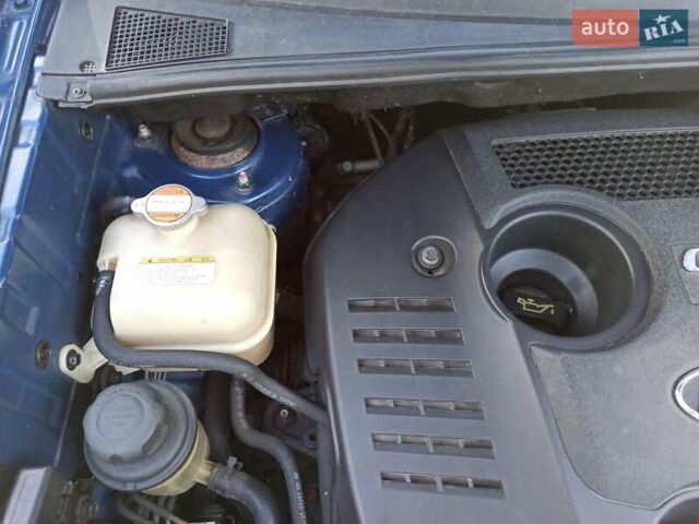 Хендай Туксон 2007 в Львове на Automoto.ua Синий Хендай Туксон, объемом двигателя 2 л и пробегом 285 тыс. км за 7800 $, фото 44 на Automoto.ua