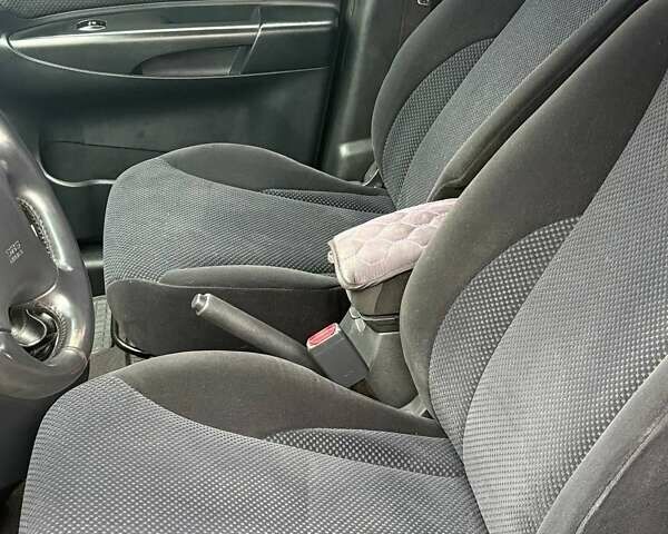 Синий Хендай Туксон, объемом двигателя 1.98 л и пробегом 163 тыс. км за 7990 $, фото 28 на Automoto.ua