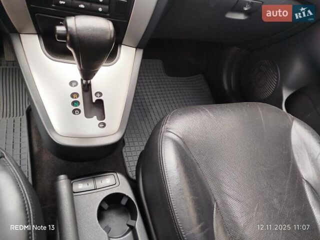 Синий Хендай Туксон, объемом двигателя 2 л и пробегом 213 тыс. км за 8900 $, фото 47 на Automoto.ua