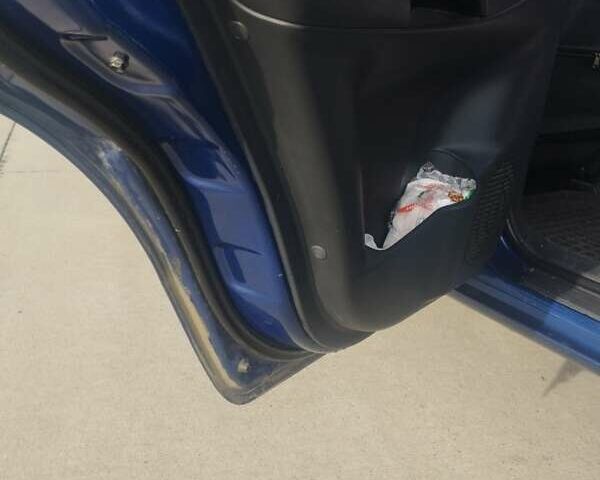 Хендай Туксон 2007 у Коростене на Automoto.ua Синій Хендай Туксон, об'ємом двигуна 1.98 л та пробігом 207 тис. км за 7000 $, фото 12 на Automoto.ua