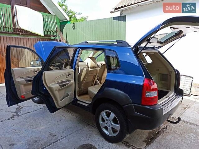 Хендай Туксон 2007 в Львове на Automoto.ua Синий Хендай Туксон, объемом двигателя 2 л и пробегом 285 тыс. км за 7800 $, фото 39 на Automoto.ua