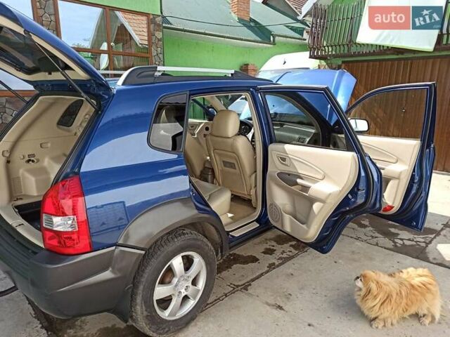 Хендай Туксон 2007 в Львове на Automoto.ua Синий Хендай Туксон, объемом двигателя 2 л и пробегом 285 тыс. км за 7800 $, фото 37 на Automoto.ua