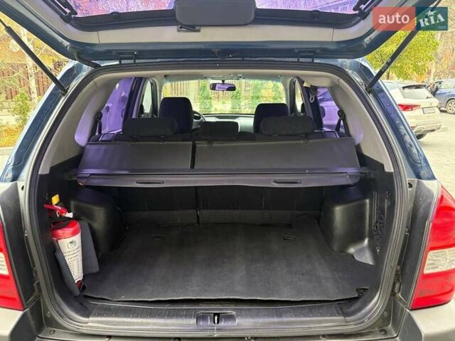 Синий Хендай Туксон, объемом двигателя 1.98 л и пробегом 163 тыс. км за 7990 $, фото 36 на Automoto.ua