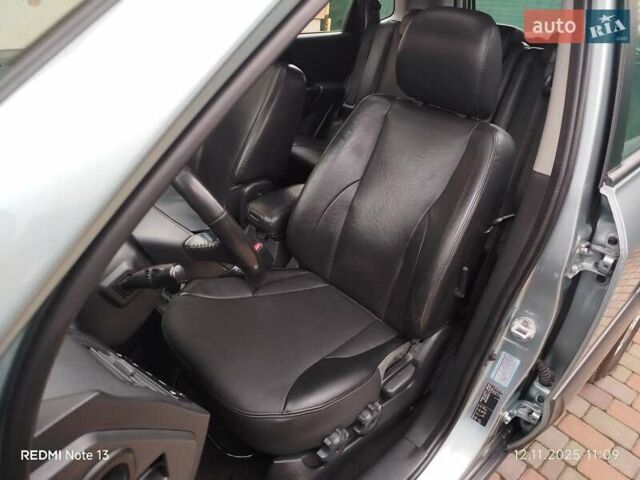 Синий Хендай Туксон, объемом двигателя 2 л и пробегом 213 тыс. км за 8900 $, фото 52 на Automoto.ua