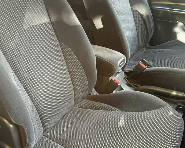 Синий Хендай Туксон, объемом двигателя 1.98 л и пробегом 200 тыс. км за 7700 $, фото 23 на Automoto.ua