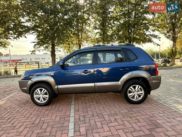 Синий Хендай Туксон, объемом двигателя 2 л и пробегом 168 тыс. км за 6900 $, фото 9 на Automoto.ua