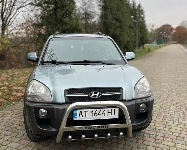 Синий Хендай Туксон, объемом двигателя 1.98 л и пробегом 168 тыс. км за 8500 $, фото 12 на Automoto.ua