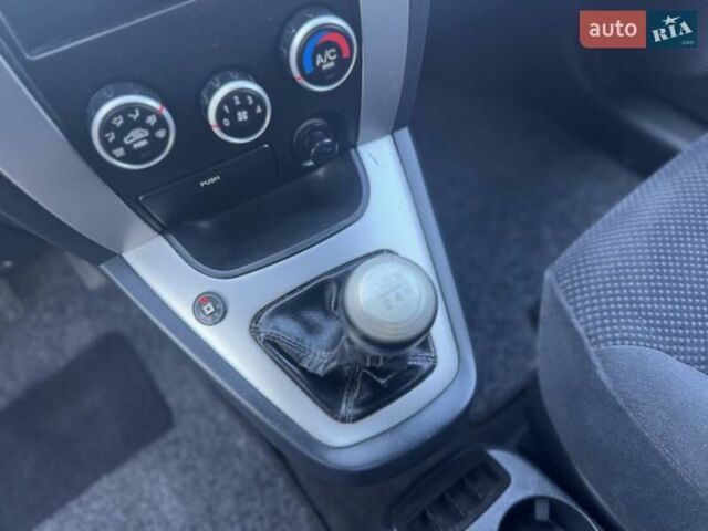 Синий Хендай Туксон, объемом двигателя 1.98 л и пробегом 178 тыс. км за 8700 $, фото 22 на Automoto.ua