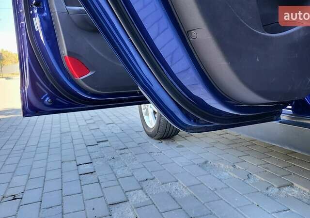 Хендай Туксон 2012 у Кривому Розі на Automoto.ua Синій Хендай Туксон, об'ємом двигуна 2.4 л та пробігом 114 тис. км за 10600 $, фото 19 на Automoto.ua