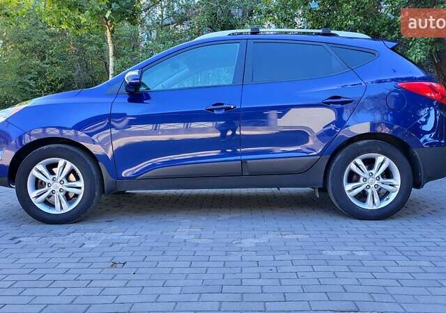 Хендай Туксон 2012 у Кривому Розі на Automoto.ua Синій Хендай Туксон, об'ємом двигуна 2.4 л та пробігом 114 тис. км за 10600 $, фото 1 на Automoto.ua