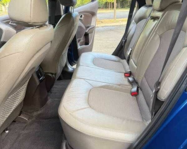 Синий Хендай Туксон, объемом двигателя 2.4 л и пробегом 110 тыс. км за 3000 $, фото 11 на Automoto.ua