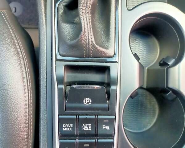 Синій Хендай Туксон, об'ємом двигуна 1.7 л та пробігом 198 тис. км за 16200 $, фото 10 на Automoto.ua