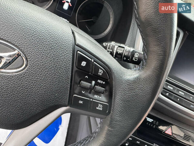 Синій Хендай Туксон, об'ємом двигуна 1.7 л та пробігом 264 тис. км за 15950 $, фото 115 на Automoto.ua