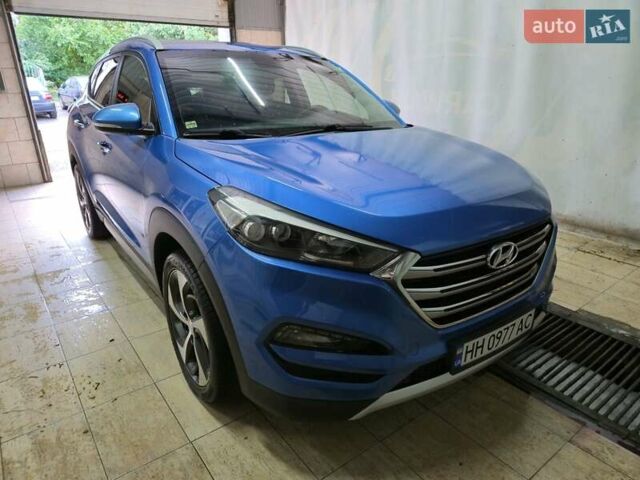 Синий Хендай Туксон, объемом двигателя 1.59 л и пробегом 136 тыс. км за 14300 $, фото 1 на Automoto.ua