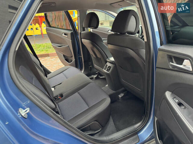 Синій Хендай Туксон, об'ємом двигуна 1.7 л та пробігом 264 тис. км за 15950 $, фото 170 на Automoto.ua