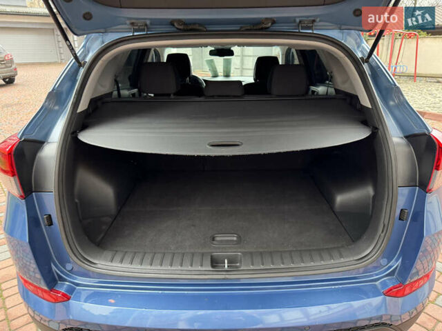 Синій Хендай Туксон, об'ємом двигуна 1.7 л та пробігом 264 тис. км за 15950 $, фото 181 на Automoto.ua