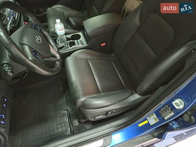 Синий Хендай Туксон, объемом двигателя 1.59 л и пробегом 136 тыс. км за 14300 $, фото 18 на Automoto.ua