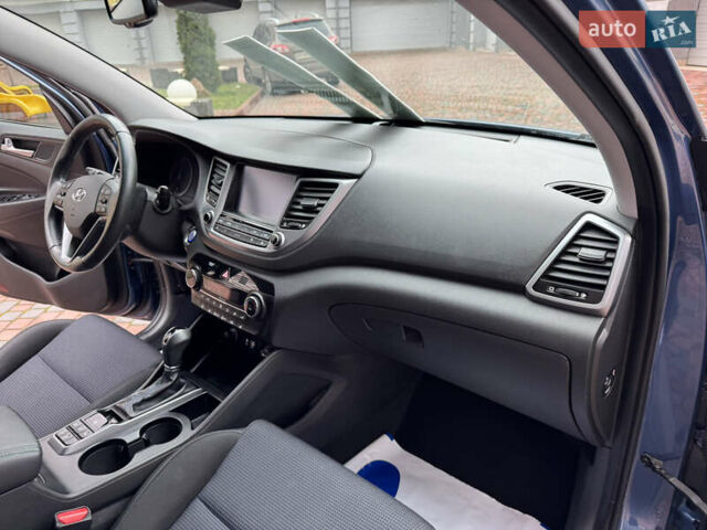 Синій Хендай Туксон, об'ємом двигуна 1.7 л та пробігом 264 тис. км за 15950 $, фото 143 на Automoto.ua