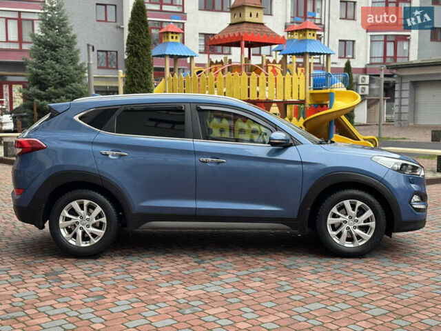 Синій Хендай Туксон, об'ємом двигуна 1.7 л та пробігом 264 тис. км за 15950 $, фото 7 на Automoto.ua