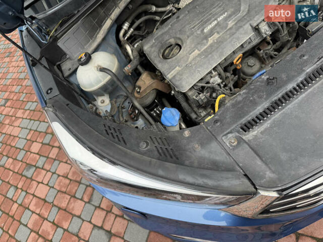 Синій Хендай Туксон, об'ємом двигуна 1.7 л та пробігом 264 тис. км за 15950 $, фото 189 на Automoto.ua