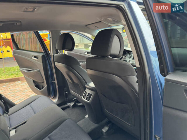 Синій Хендай Туксон, об'ємом двигуна 1.7 л та пробігом 264 тис. км за 15950 $, фото 172 на Automoto.ua