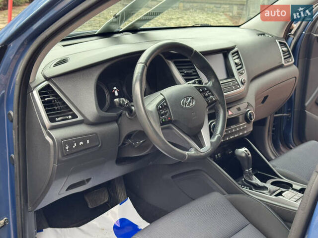 Синій Хендай Туксон, об'ємом двигуна 1.7 л та пробігом 264 тис. км за 15950 $, фото 127 на Automoto.ua