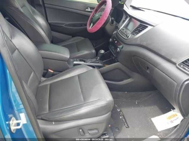 Синій Хендай Туксон, об'ємом двигуна 1.6 л та пробігом 70 тис. км за 2500 $, фото 4 на Automoto.ua
