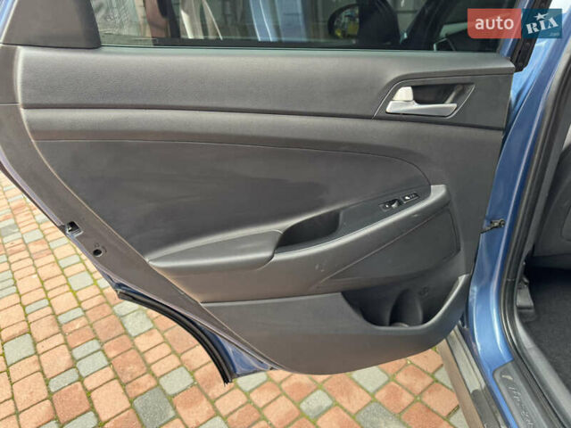 Синій Хендай Туксон, об'ємом двигуна 1.7 л та пробігом 264 тис. км за 15950 $, фото 165 на Automoto.ua