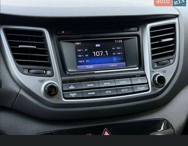 Синій Хендай Туксон, об'ємом двигуна 2 л та пробігом 239 тис. км за 13500 $, фото 8 на Automoto.ua