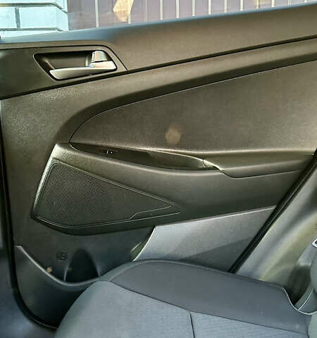 Синій Хендай Туксон, об'ємом двигуна 2 л та пробігом 60 тис. км за 17500 $, фото 7 на Automoto.ua