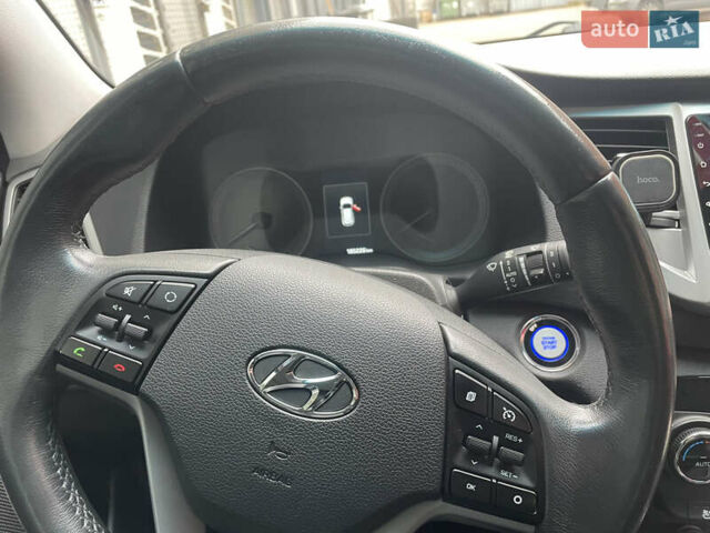 Хендай Туксон 2017 в Киеве на Automoto.ua Синий Хендай Туксон, объемом двигателя 2 л и пробегом 185 тыс. км за 17000 $, фото 12 на Automoto.ua